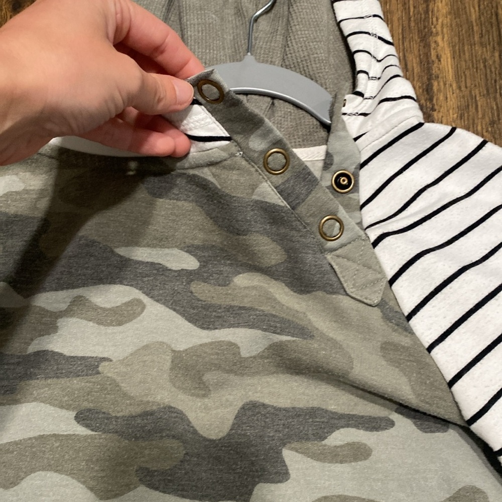 Camo/stripes pull over - Picture 7 of 7